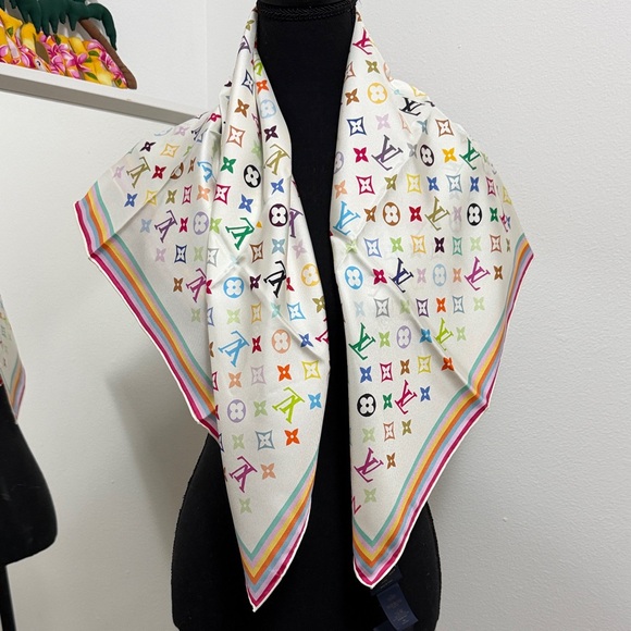 Louis Vuitton Multicolor Monogram Scarf - Picture 2 of 4